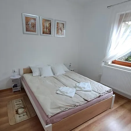 Pihenohaz Pécs