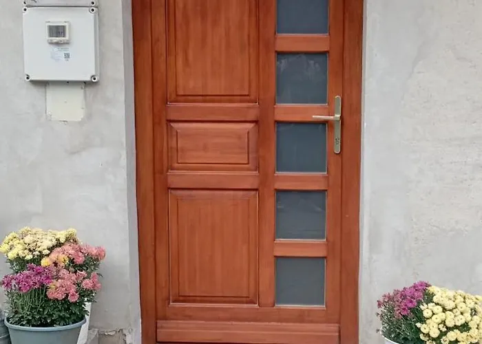 Pihenohaz 게스트하우스 *