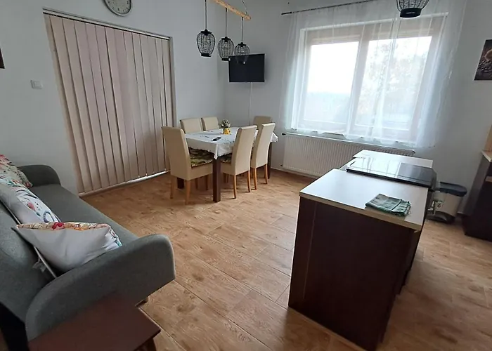 Pihenohaz 게스트하우스 *